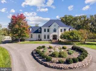 20104 Woodtrail Rd, Round Hill, VA 20141