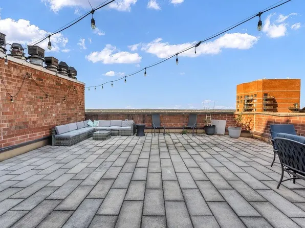 2110 Harmon Cove Tower image 37 of 50