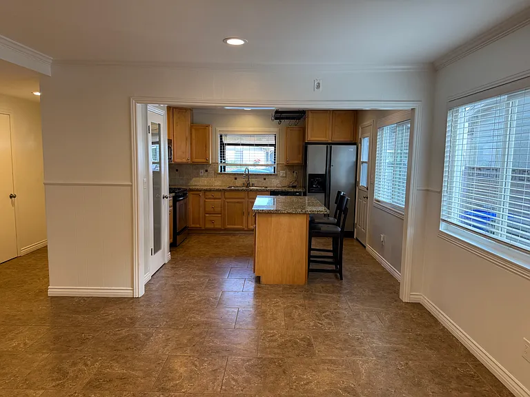 21111 Winterset Dr — Photo 8