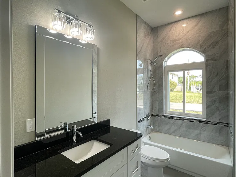 11 Corona Ct — Photo 41