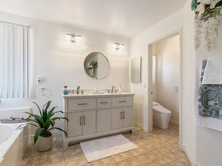 4706 Spice St — Photo 16