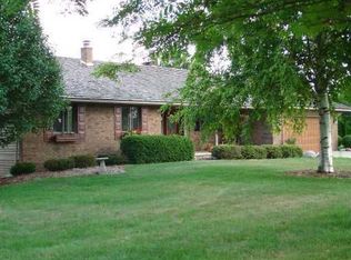 900 Gulick Rd, Haslett, MI 48840