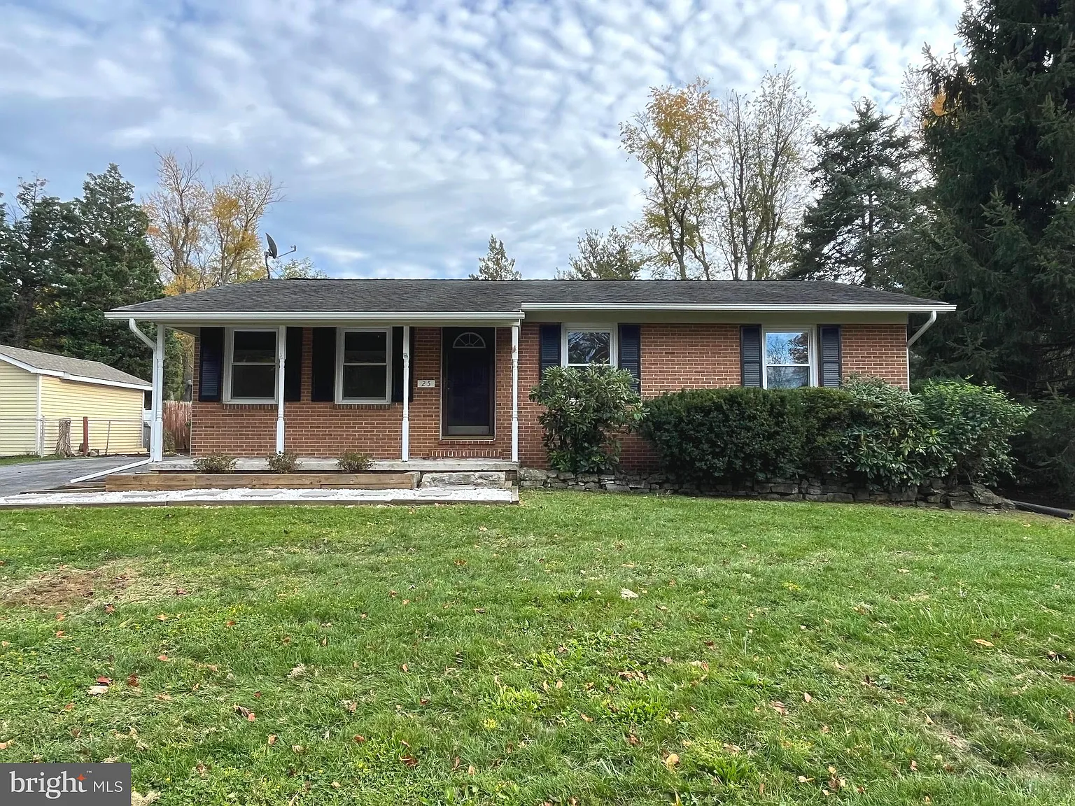 25 Concord Ct photo 1
