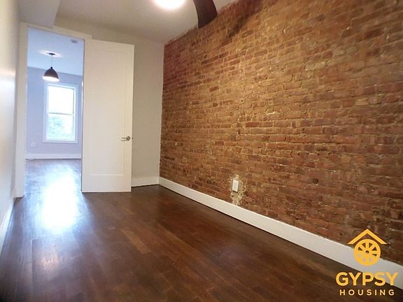 3rd image of 191 Sumpter St #2B
