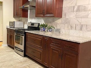 940 E Old Willow Rd APT 107, Prospect Heights, IL