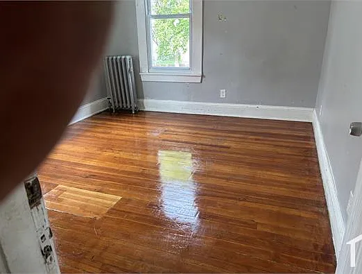 3 bed, 1200 sqft, $1,950 — Photo 1