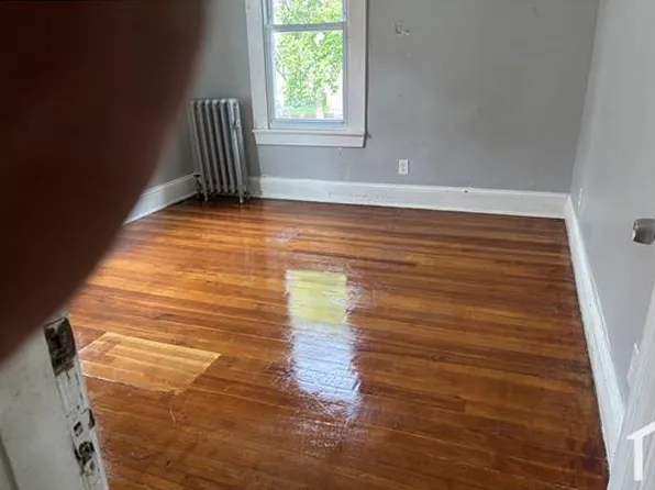 41 Reed St Floor 3, Springfield, MA 01109