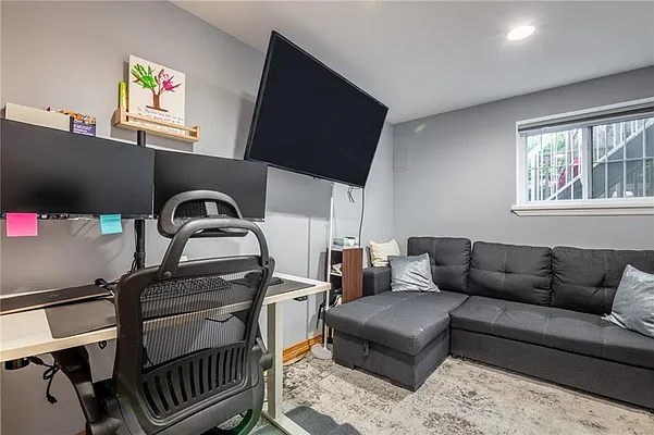 Sold by Remax Edge | media 24