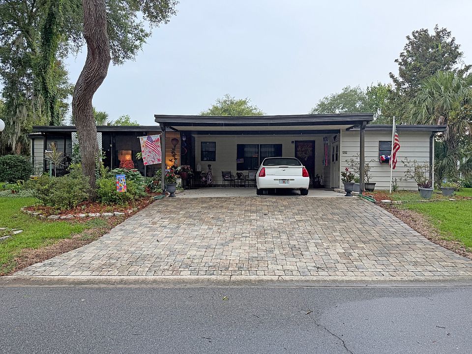 1st image of 49 Horseshoe Falls Dr