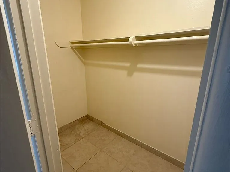 9120 G Ave #B — Photo 7