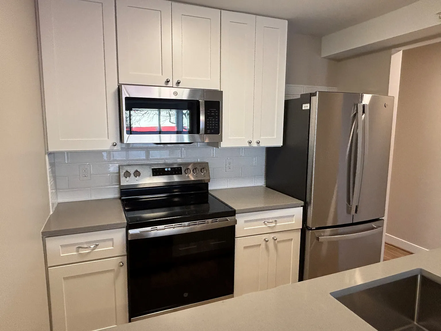 2 bed, $3,150 — Photo 1