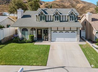 11661 Luanda St, Sylmar, CA 91342