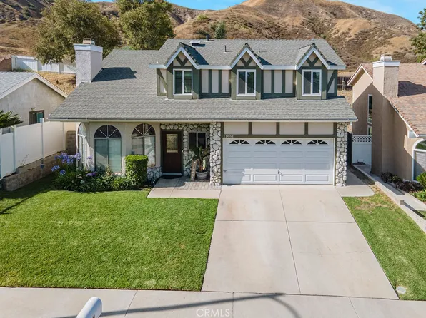 11661 Luanda St, Sylmar, CA 91342