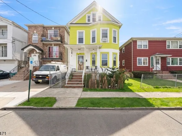 876 Bond St, Elizabeth City, NJ 07201