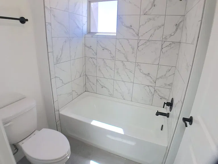 313 Wyatt Ave SW — Photo 13