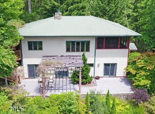 634 Nichols Branch Ln, Clayton, GA 30525