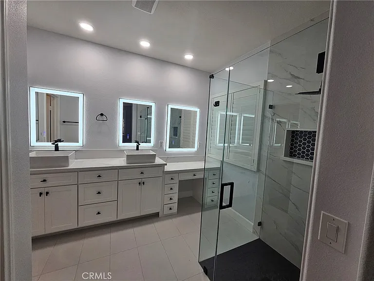 34237 Aurora Ct — Photo 13