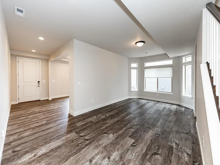 5902 Carrick Ln — Photo 8