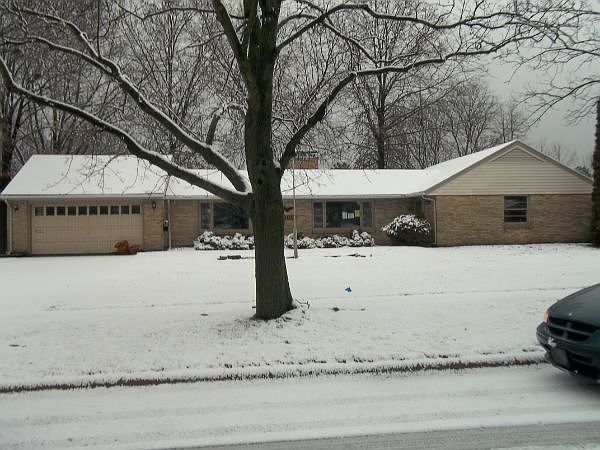 1st image of 1106 Stratford Ave