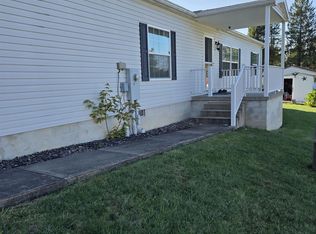 206 Linwood Ave, Terra Alta, WV 26764