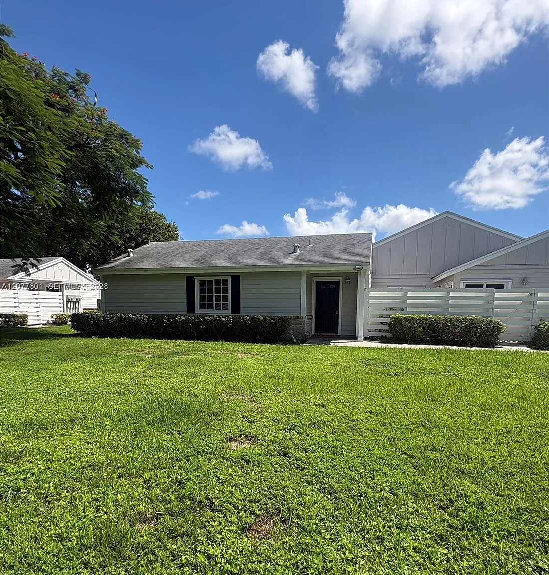 Vilg Homes Country Walk C — Photo 1