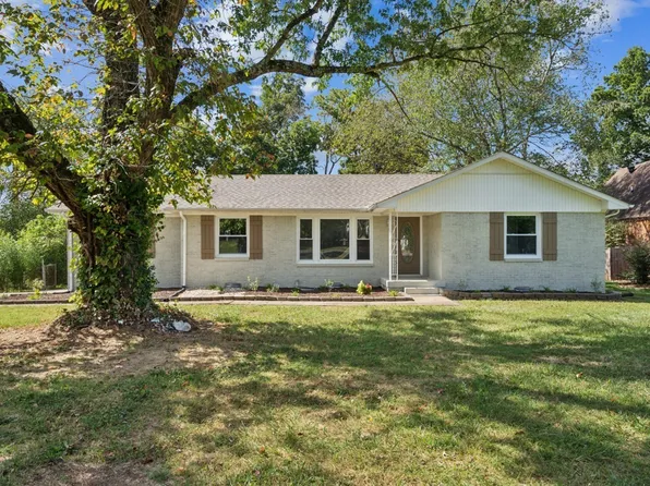 4 Bunker Hill Rd, Clarksville, TN 37042