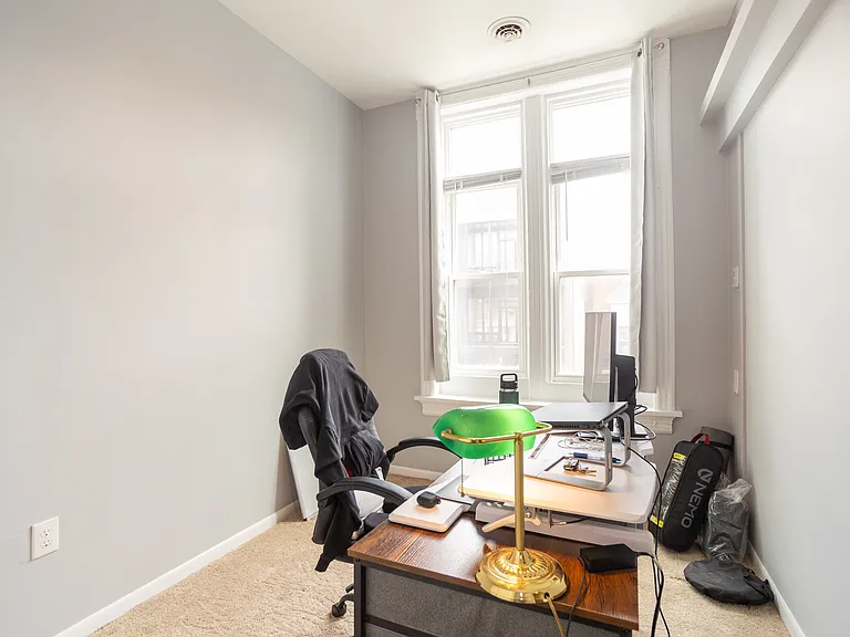 1044 W Belmont Ave #2 — Photo 16