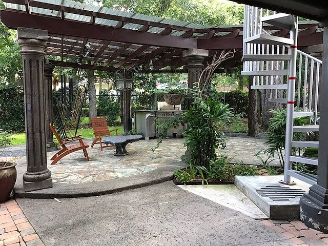 Professional landscaped, tranquil backyard