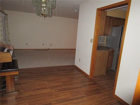 5th image of 1854 Wilshire Dr