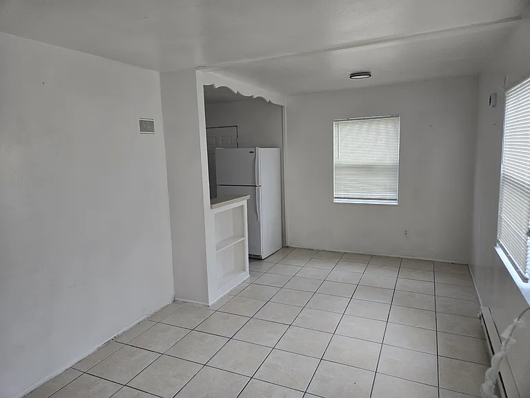 1147 40th St S — Photo 3