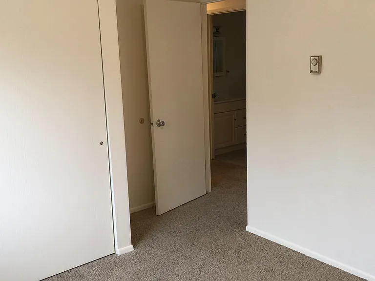 921 SE Klemgard St #B1 — Photo 5