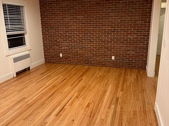 5th image of 24 Hutton Ave APT 28