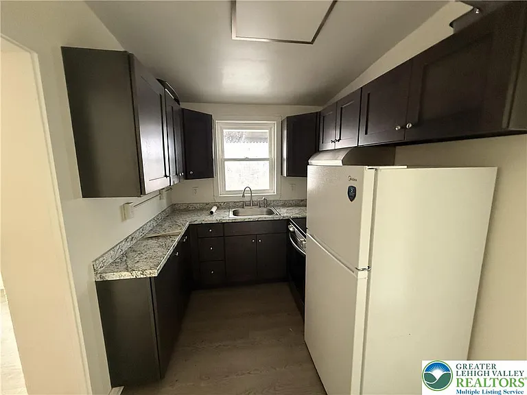 204 N 9th St #2 — Photo 7