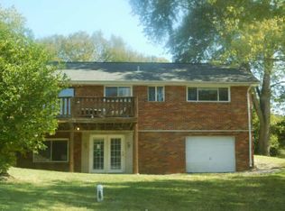 3910 Frog Pond Rd, Imperial, MO 63052