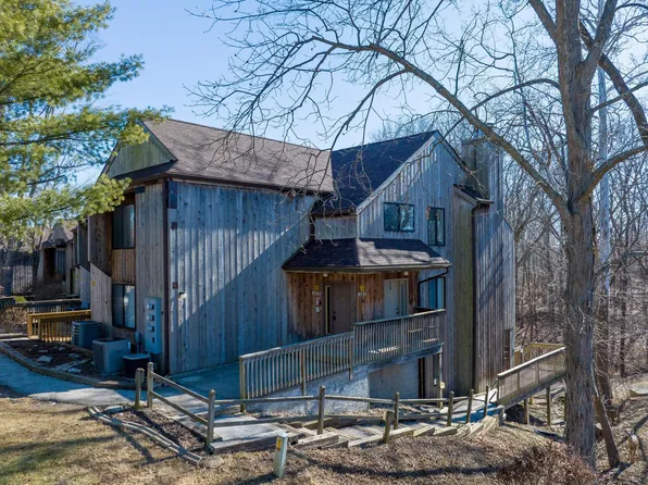 9547 S Pointe Lasalles Dr #93, Bloomington, IN 47401