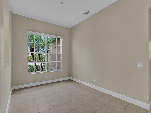 5th image of 2435 SW Little Eagle Lane