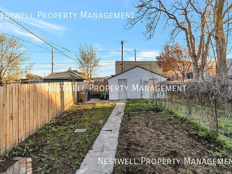 1046 W Euclid Ave — Photo 13