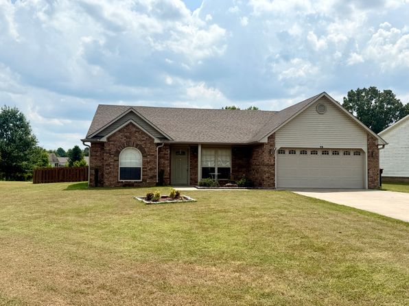 12 Plumbark Ct