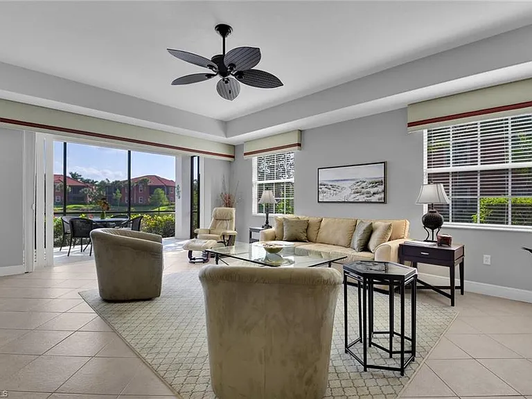 6413 Legacy Cir #1602 — Photo 7