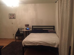 3933 Carpenter Ct, Studio City, CA 91604