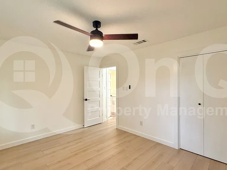 710 Wales Way — Photo 11