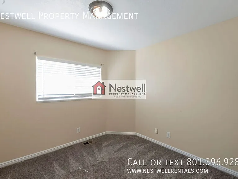 4763 W Piagentini Way — Photo 12
