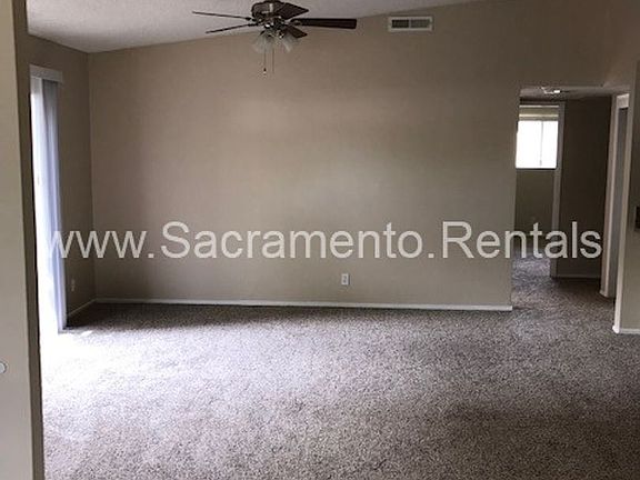 3rd image of 7450 Tierra Way