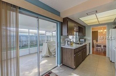 4th image of 2567 Redwood Cir