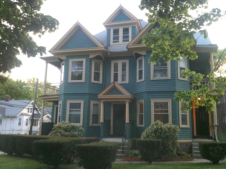95 Evergreen Ave #2S — Photo 9