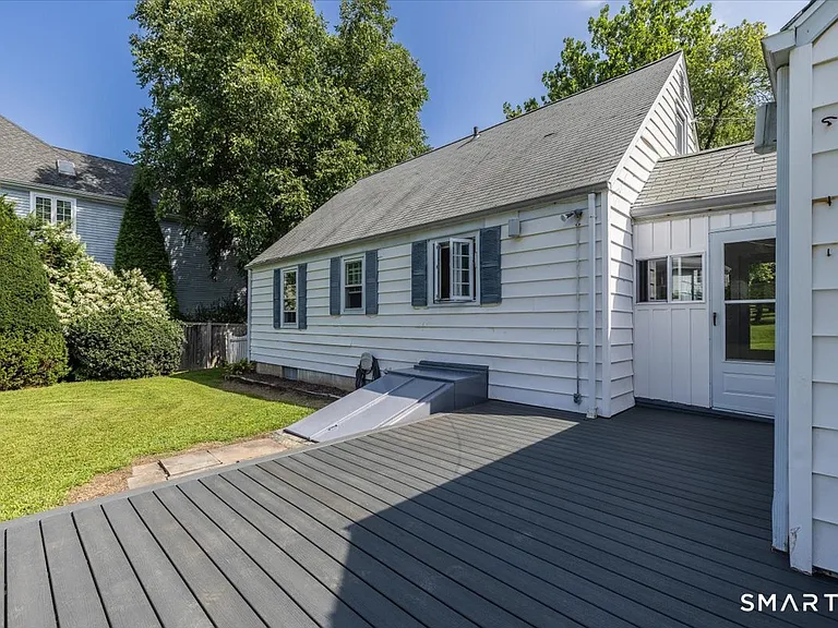 2759 Easton Tpke — Photo 3
