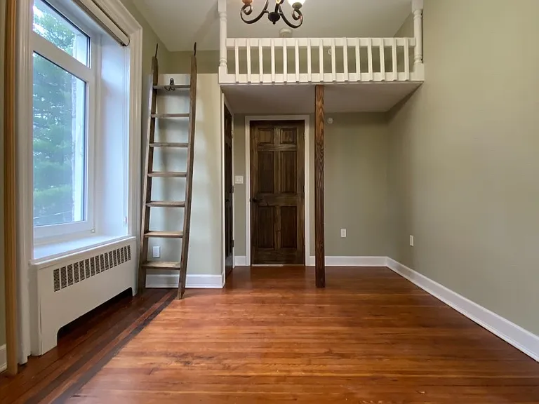 155 Beacon Hill Dr #4 — Photo 7