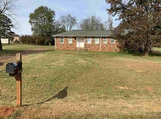 201 Tanglewood Rd #203, Wellford, SC 29385