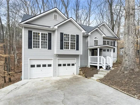 184 Pioneer Trl, Dallas, GA 30132
