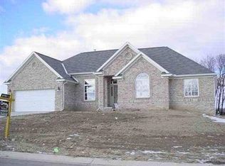 4358 Fountain Vw, Fenton, MI 48430